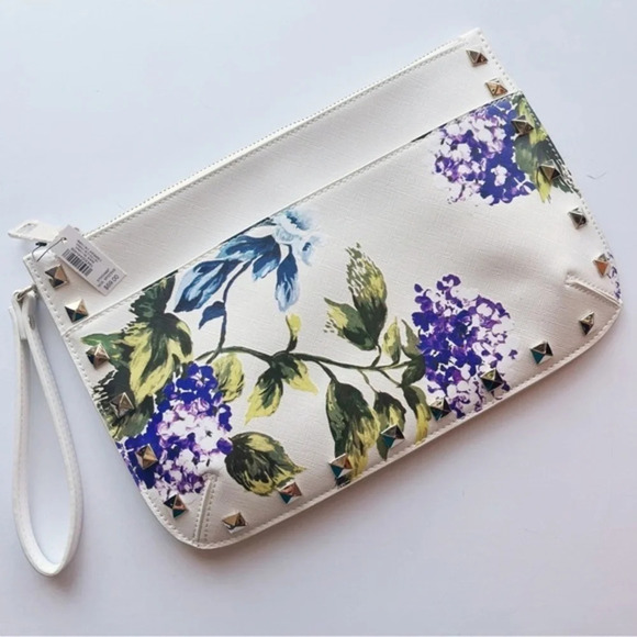White House Black Market • NWT Hydrangea Pouch Wristlet - Picture 2 of 10